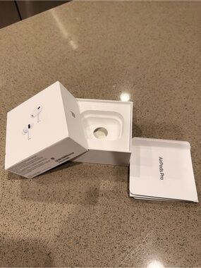 Apple AirPods Pro White Retail Box with Inserts